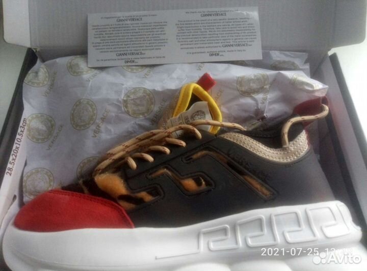 Кроссы женские