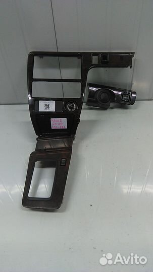 Консоль магнитофона toyota mark II GX100 1G-FE кон