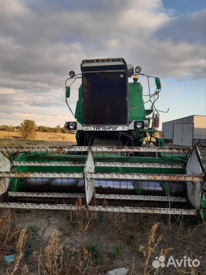 Комбайн Таганрог КЗС-3, 2004