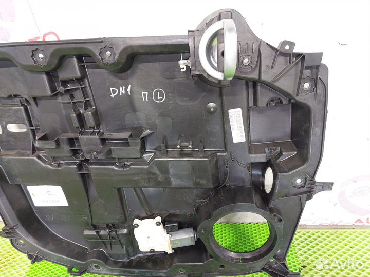 Стеклоподъемник передний левый Dodge Nitro