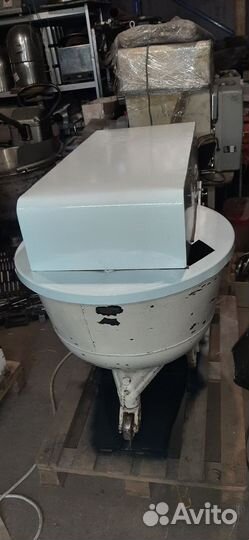 Тестомес на 140 л