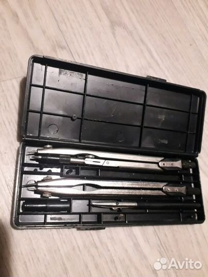 Готовальня