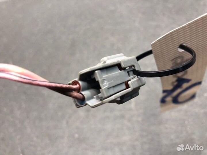 Фишка форсунки Hyundai Sonata EF G4JP 2004