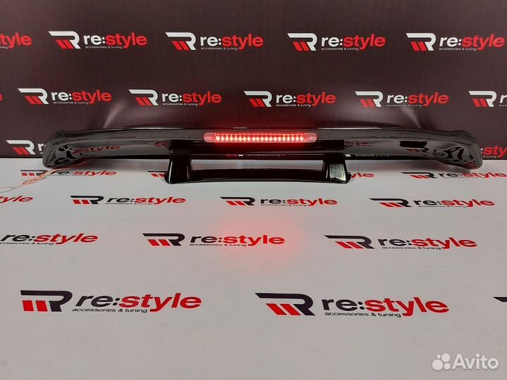 Спойлер Toyota Land Cruiser 100 D1936