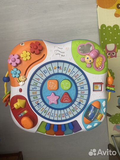Развивающий музыкальный столик