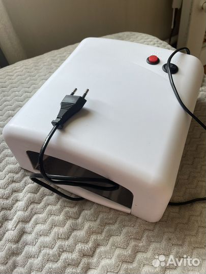 Лампа для ногтей