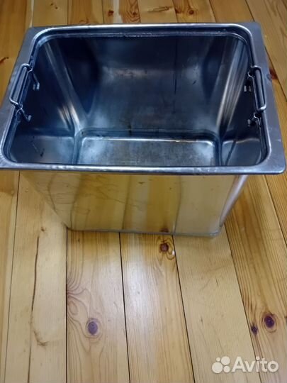 Бак из пищевой нержавейки с крышкой