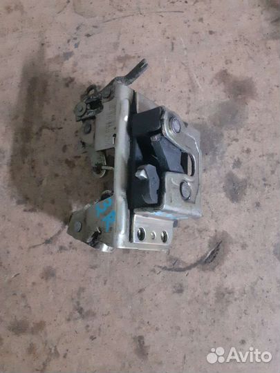 Замок двери задний правый Daewoo Nexia N100