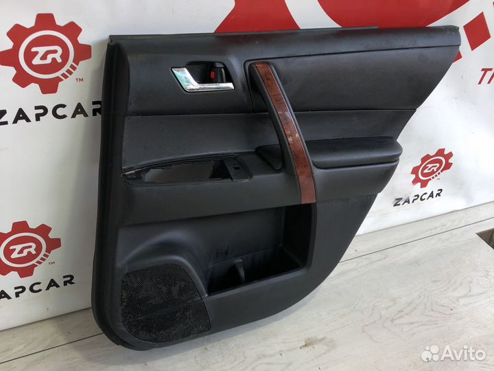 Toyota Highlander Обшивка двери задняя