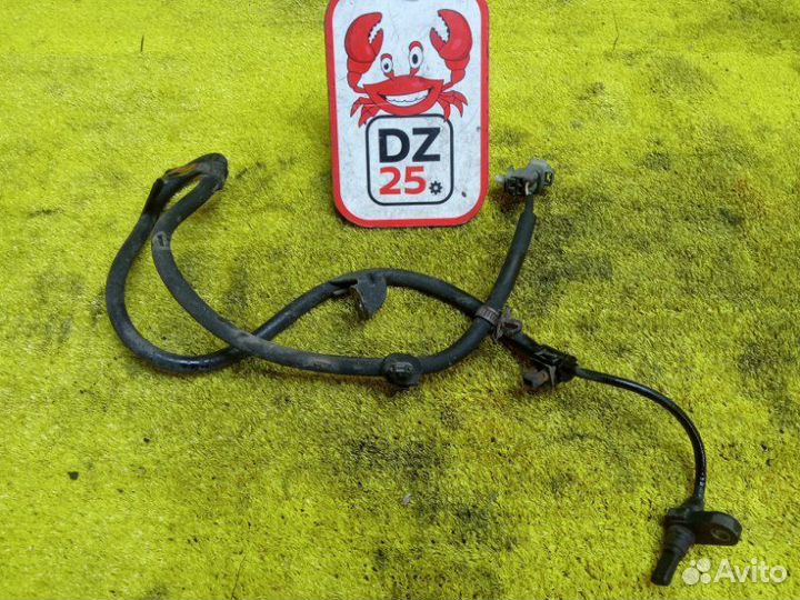 Датчик abs передний левый Toyota Town Ace/Lite Ace