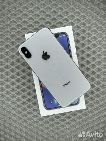 iPhone X, 64 ГБ