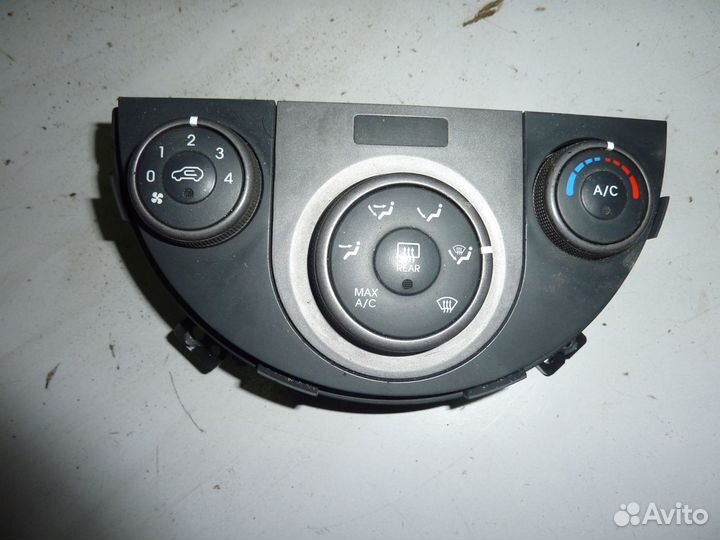 Блок управления печкой Kia Soul 1