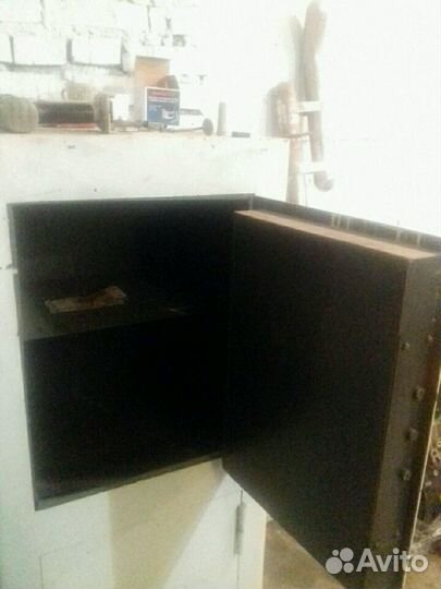 Сейф огнеупорный