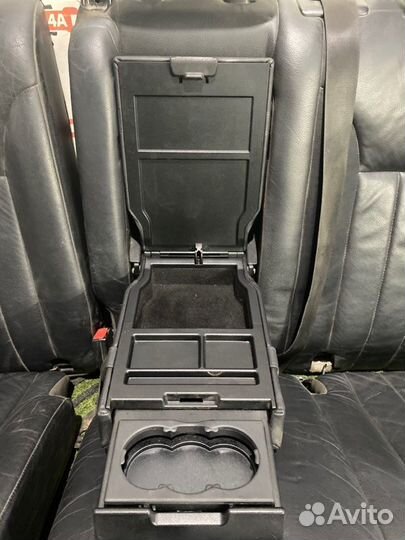 Сиденья второго ряда Mercedes-Benz M-Class W164