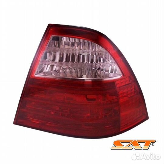 Фонарь правый задний Toyota Corolla 04-07