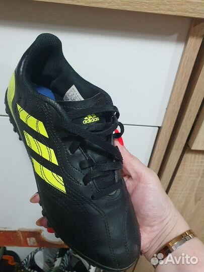 Футзалки adidas