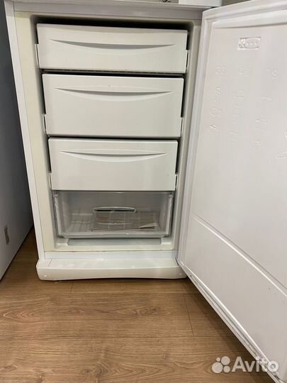 Морозильная камера indesit