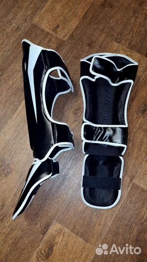 Защита для ног единоборства