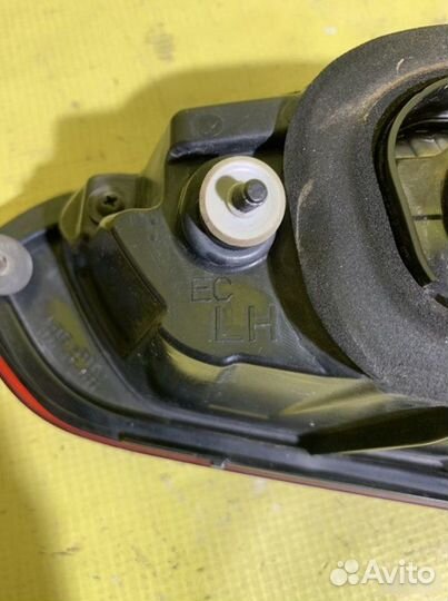 Фонарь в крышку багажника левый Kia Cerato 3 YD