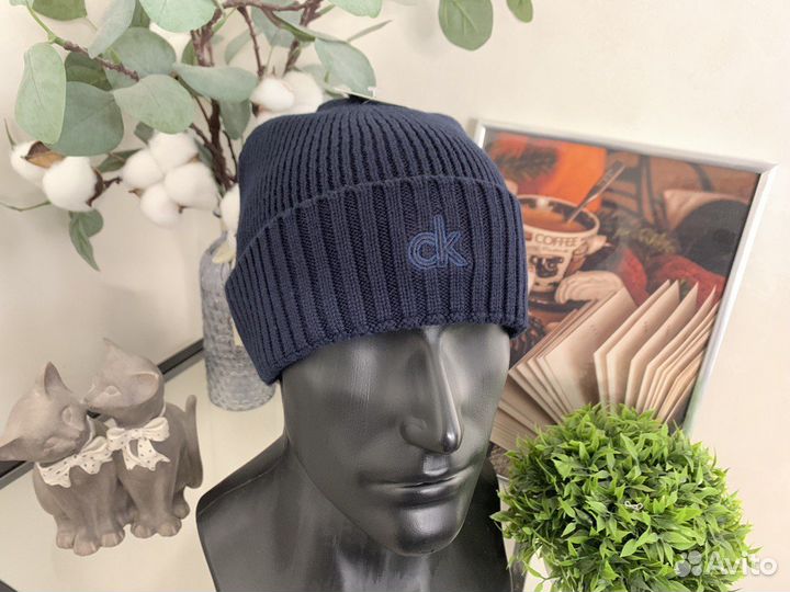 Шапка демисезонная Calvin Klein