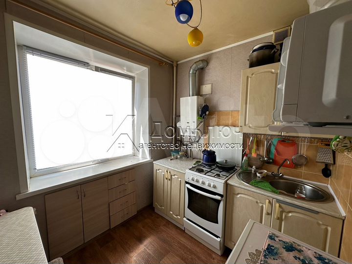 3-к. квартира, 53 м², 2/5 эт.