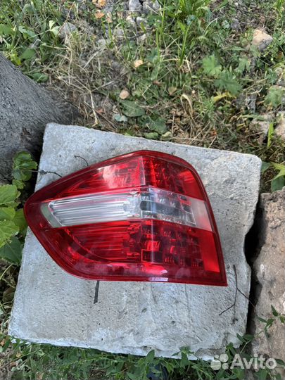 Задний левый фонарь оригинал ML w164