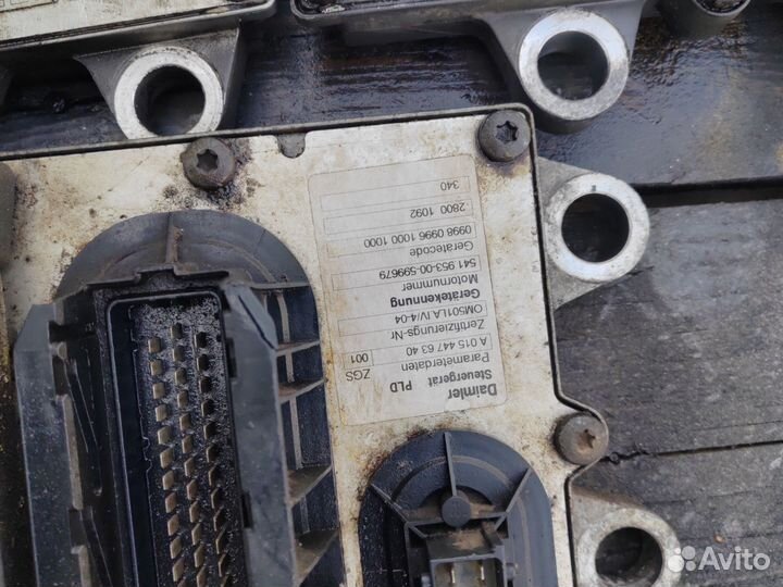 Продам блоки упр двигателем Mercedes Actros om501