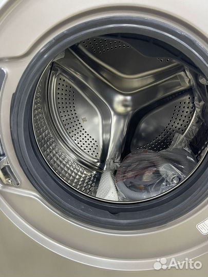 Стиральная машина узкая Haier 8кг 1400об