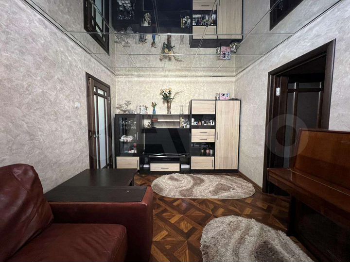 3-к. квартира, 46 м², 2/5 эт.