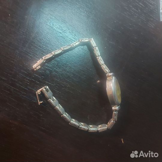 Часы женские gucci