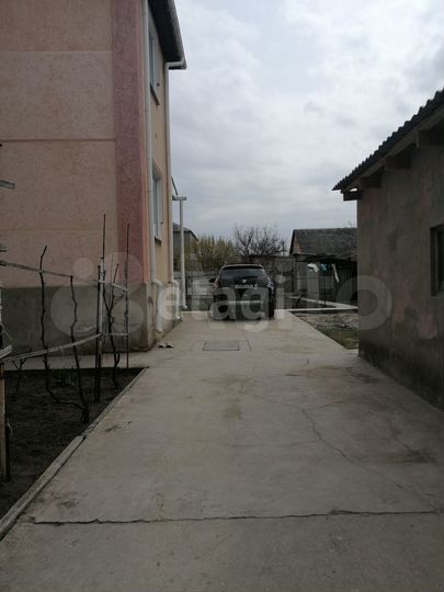 Дом 298,2 м² на участке 7,9 сот.