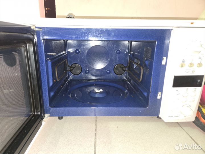 Микроволновая печь