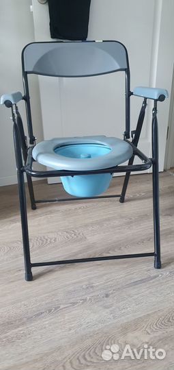 Кресло туалет (санитарное кресло)