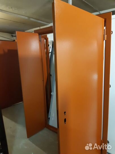 Дверь металлическая двойной металл