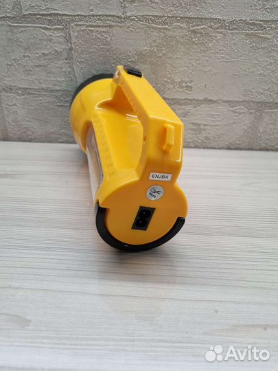 Фонарик ручной