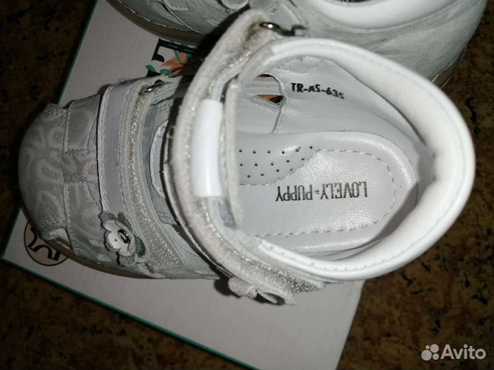 Сандали для девочки