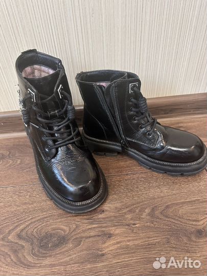 Ботинки демисезонные для девочки 34
