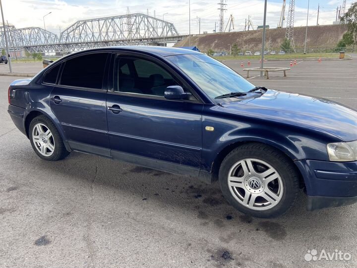 Volkswagen Passat 2.8 AT, 1998, 320 000 км