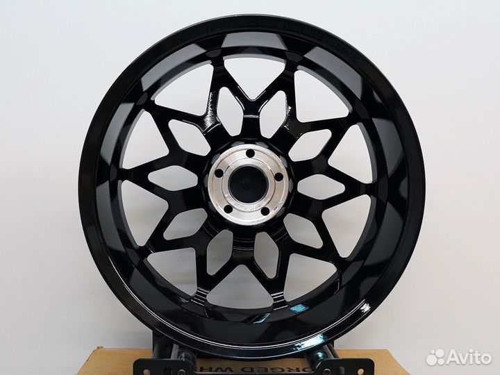 Кованые диски Xiaomi SU7 R19