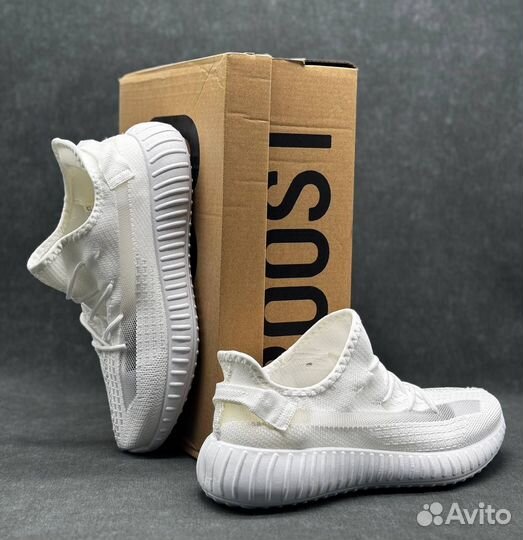 Кроссовки мужские adidas yeezy