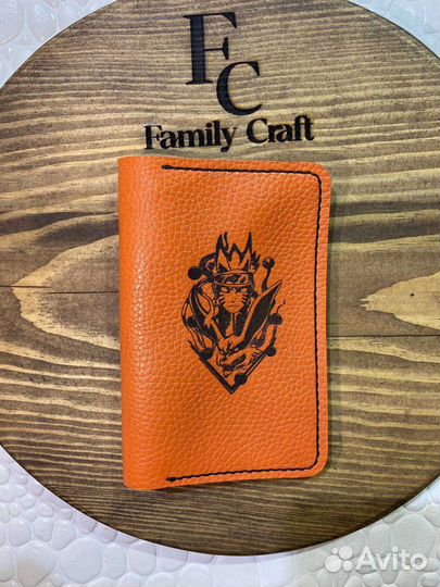 Обложка на паспорт с гравировкой, натуральная кожа