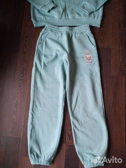 Женский спортивный костюм на флисе