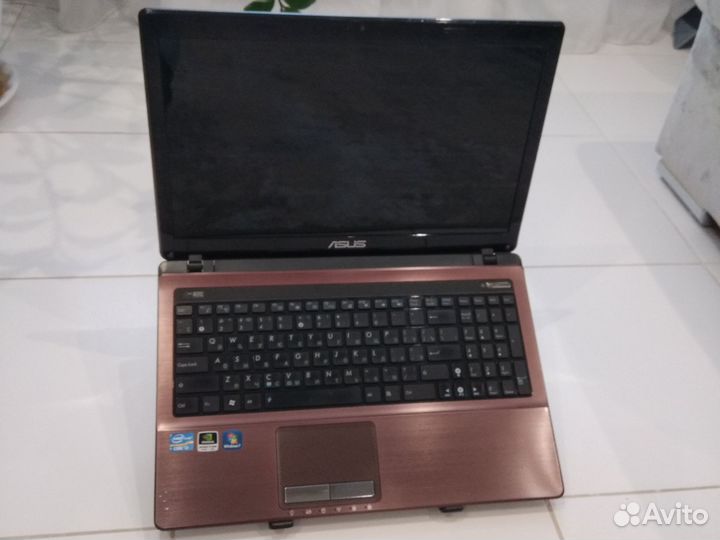 Ноутбук asus core i3-2310M/6gb/480ssd/Gf gt520m