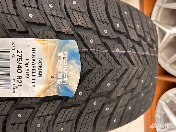 Nokian Tyres Hakkapeliitta 10p SUV 275/40 R21 и 315/35 R21 107T