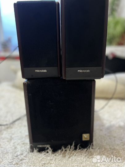 Компьютерные колонки с сабвуфером