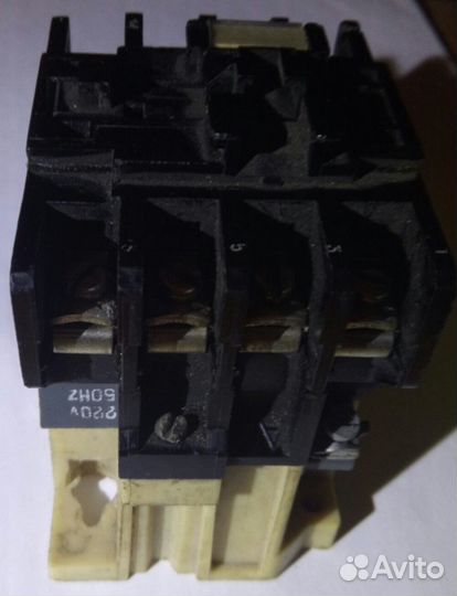 Магнитный пускатель 220В 25А