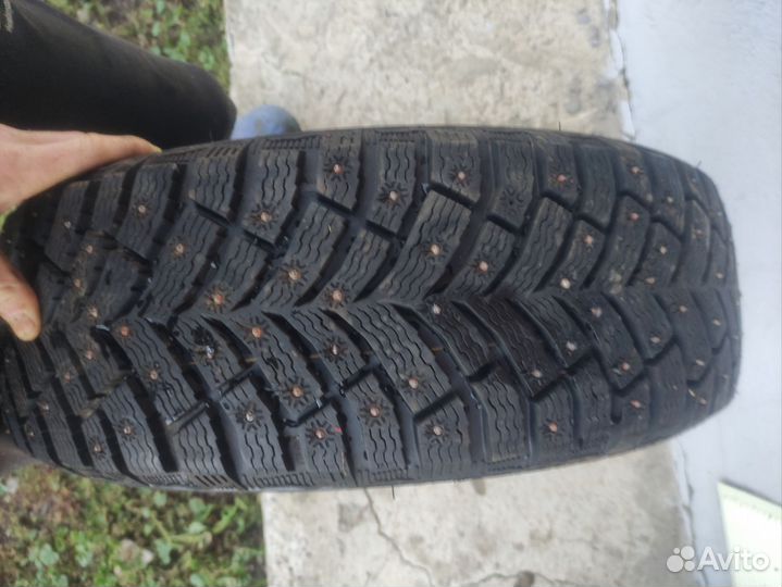 Michelin X-Ice North 4 185/65 R15