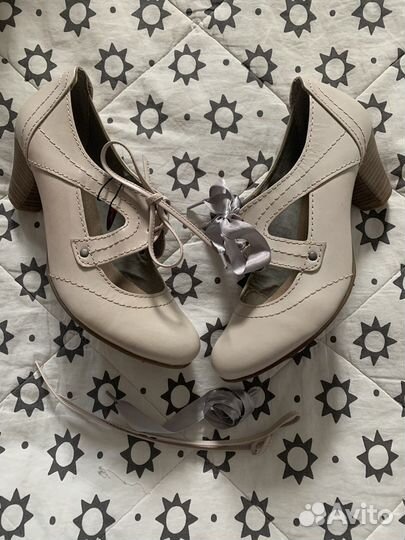 Новые кожаные туфли Jana (37)