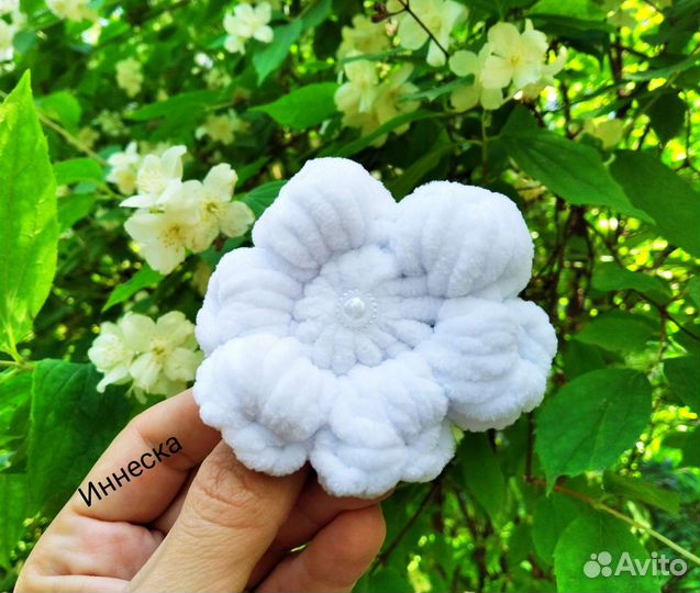 Вязаные велюровые заколки Цветок, цена за пару