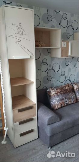 Продам комплект мебели 